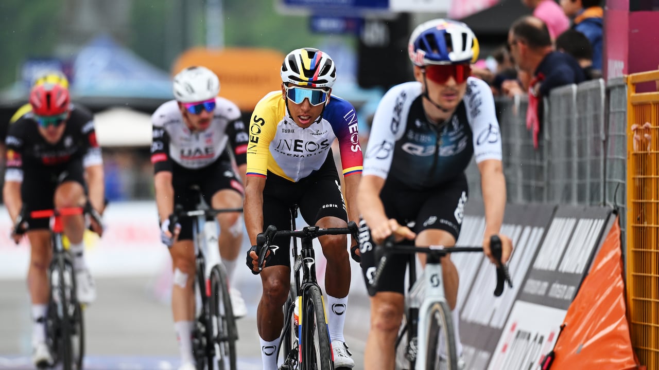 BORMIO, ITALY - MAY 28: Egan Bernal of Colombia and Team INEOS Grenadiers crosses the finish line during the 108th Giro d'Italia 2025, Stage 17 a 155km stage from San Michele all'Adige to Bormio 1200m / #UCIWT / on May 28, 2025 in Bormio, Italy. (Photo by Dario Belingheri/Getty Images)